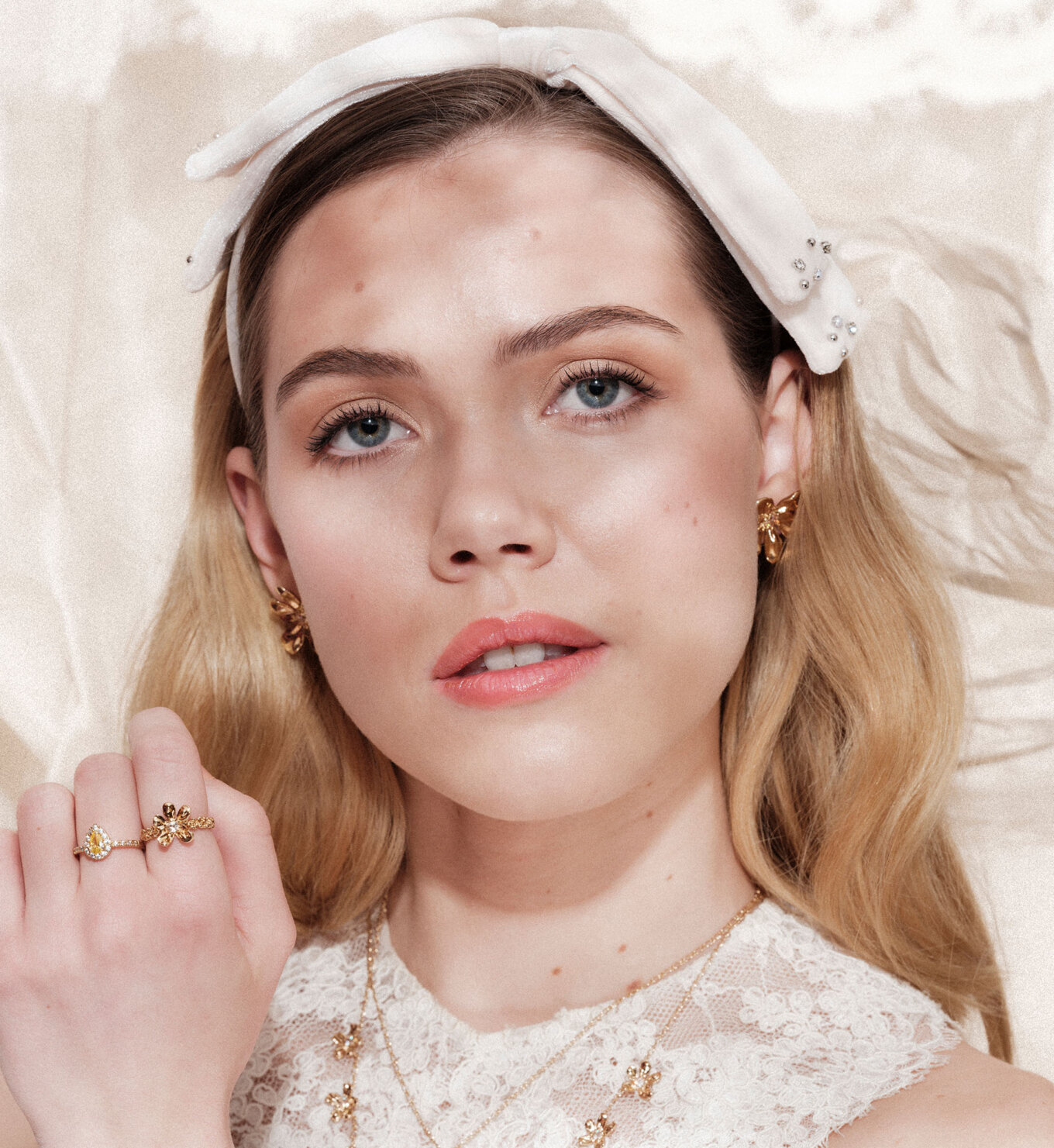 Eponine Earrings Gold